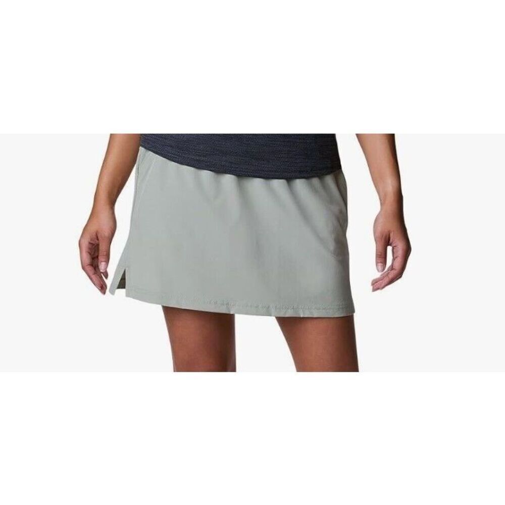 Columbia Alpine Chill Zero Skort for Ladies - Large - Green